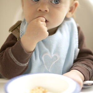 Las opciones de alimentos más nutritivas para tu bebé: un cuestionario para las mamás de niños de 6 a 7 meses de edad